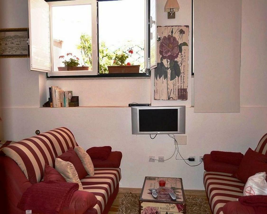 Appartamento Bairro Alto House, By Timecooler Lisbona Esterno foto